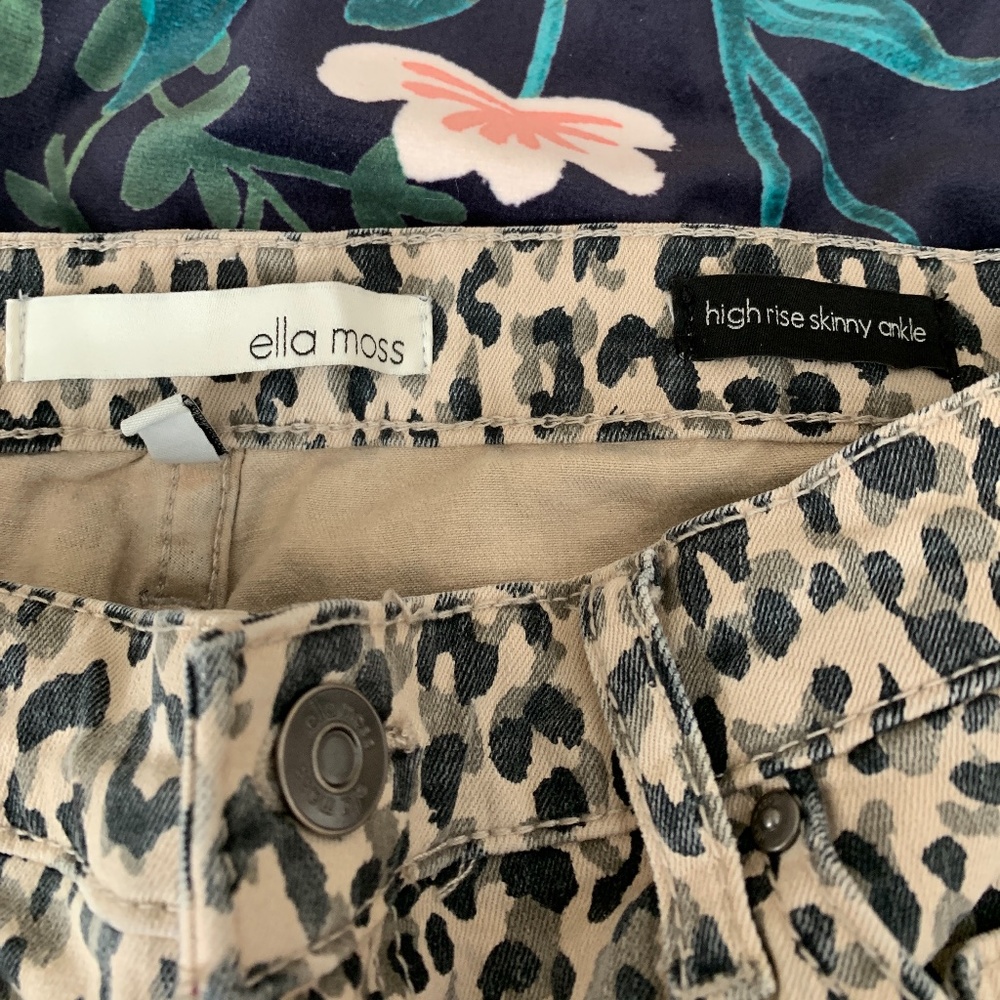 Ella Moss high rise skinny ankle leopard‎ stretch pants. Worn twice!
